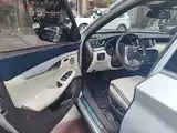 Photo 17 - Infiniti QX50