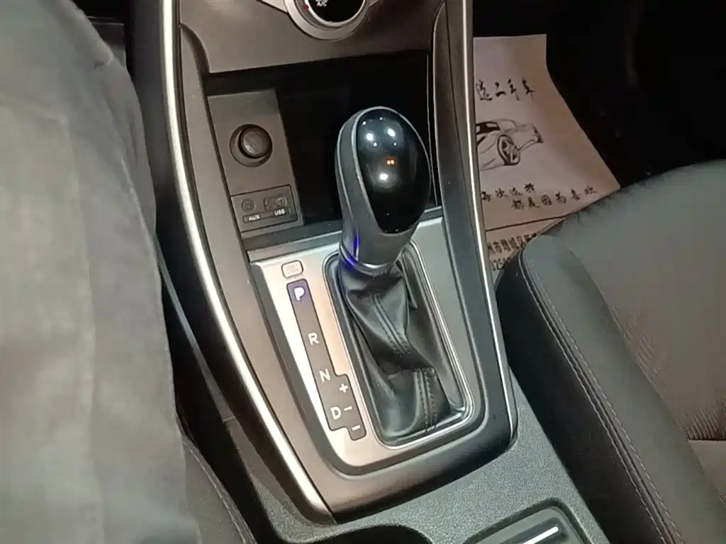 Hyundai Langdong 2016 1.6L Automatic Smart Edition фото 14