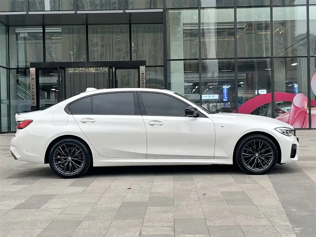  BMW BMW 3 Series 2020 Facelift 325Li M Sport Night Edition 4