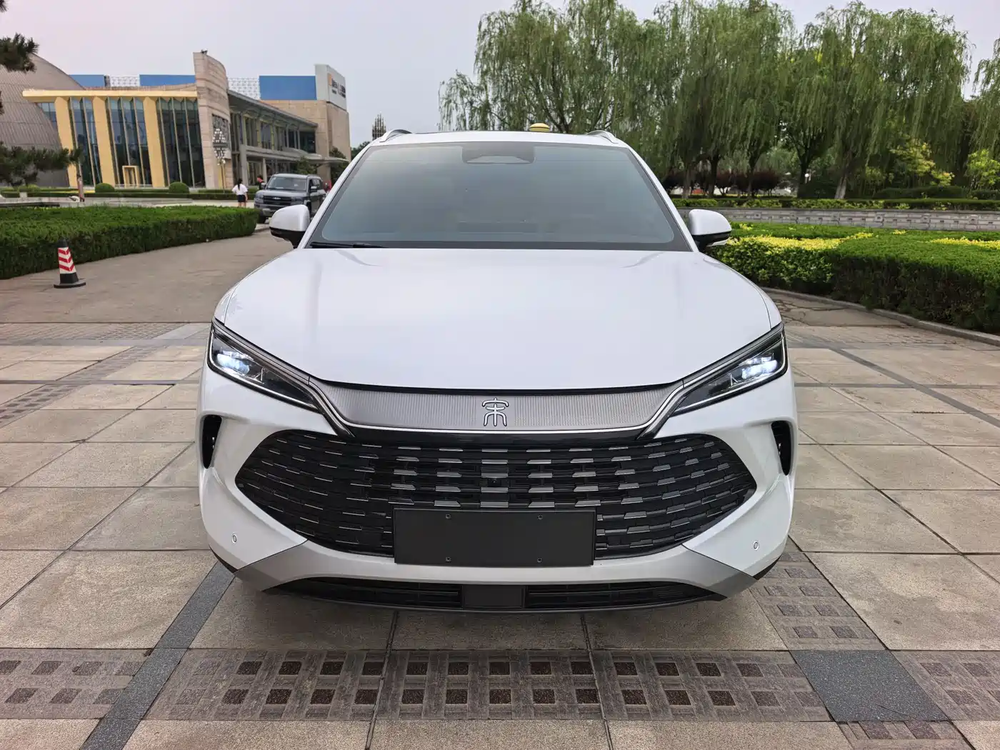 BYD Song L DM-i 2025 Smart Drive Edition 112km Surpassing