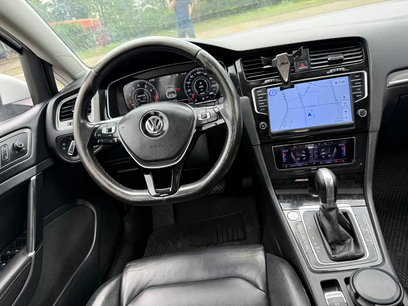 Volkswagen Golf 2015 1.4TSI Automatic Luxury фото 13