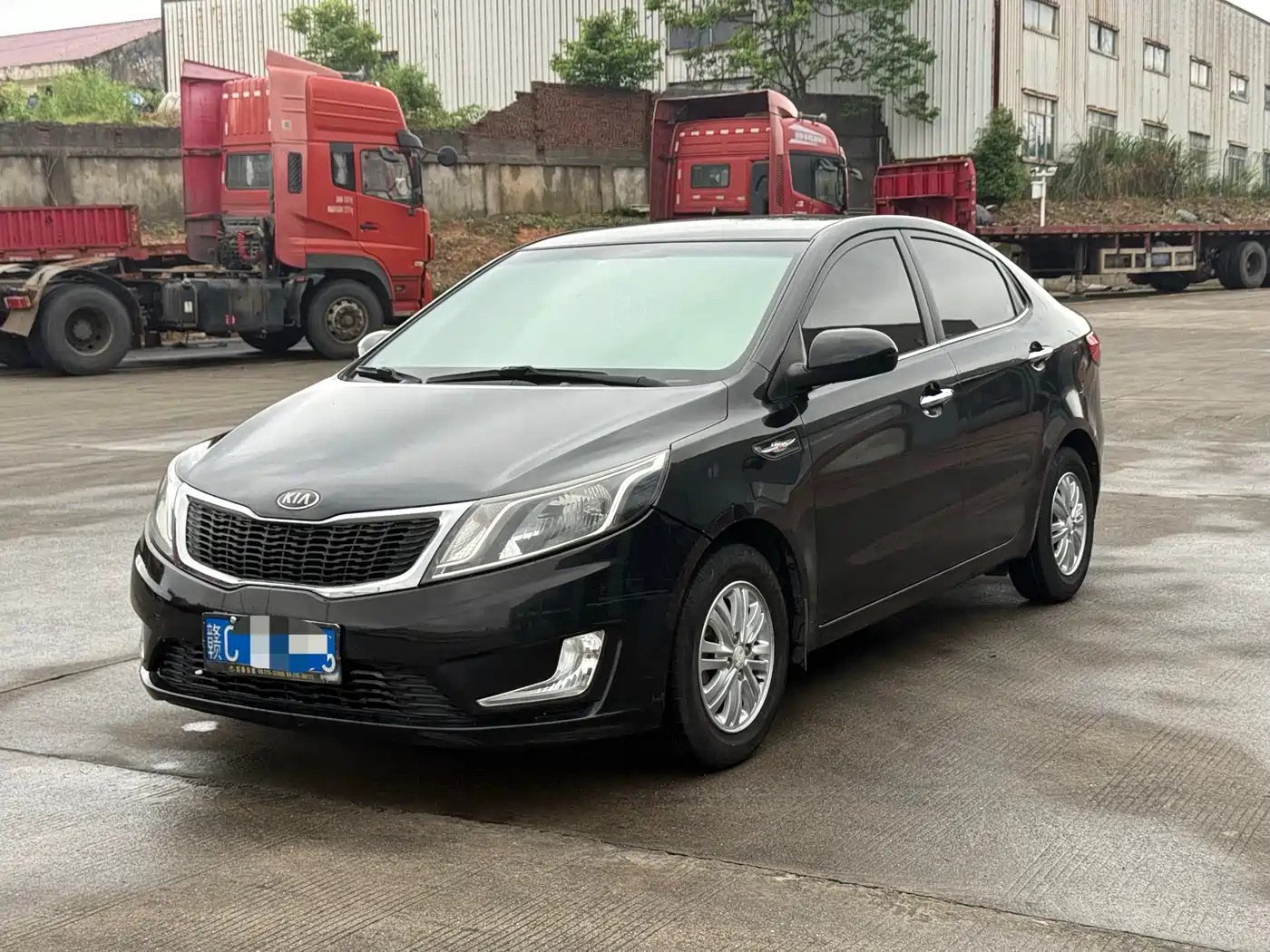 Kia K2 2012 Sedan 1.4L AT GLS Commemorative Edition