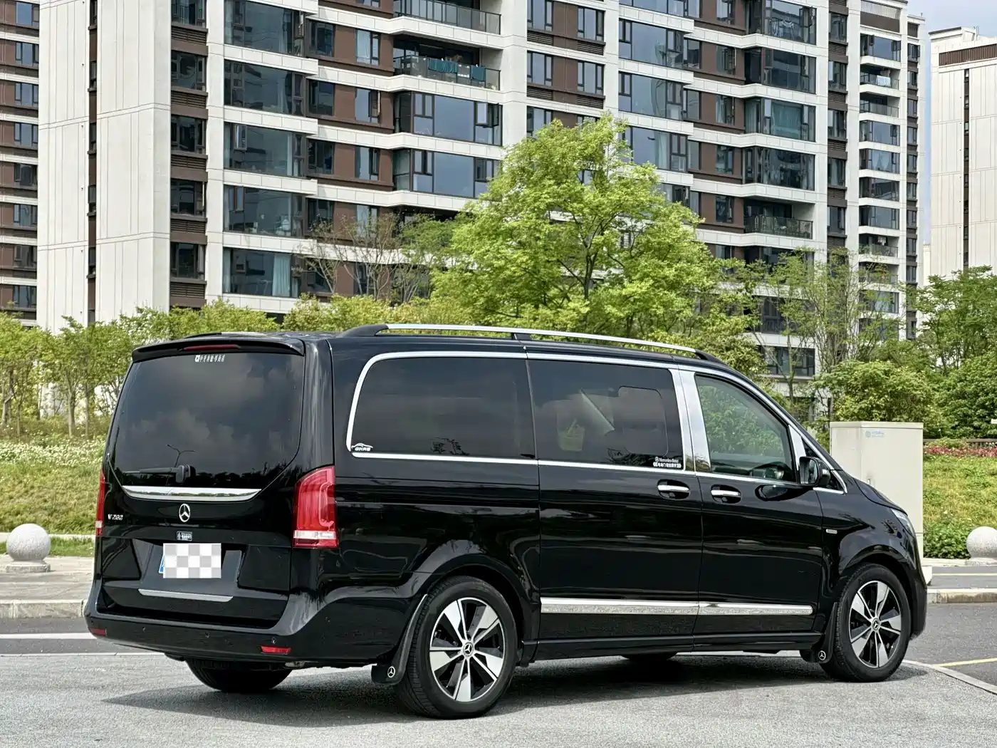 MERCEDES-BENZ V-CLASS