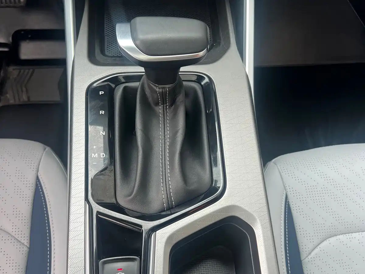 GEELY AUTOMOBILE EMGRAND