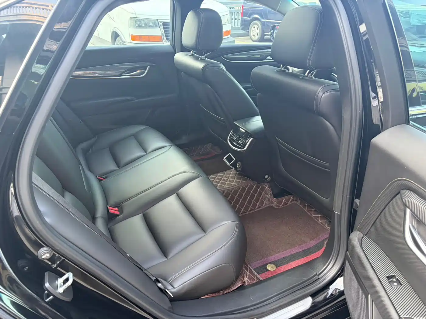Cadillac XTS 2018 28T Technology фото 9
