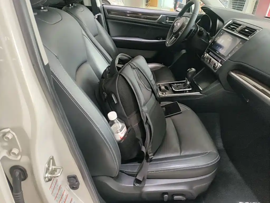 Subaru Outback 2018 2017 2.5i Luxury Navigation Edition EyeSight