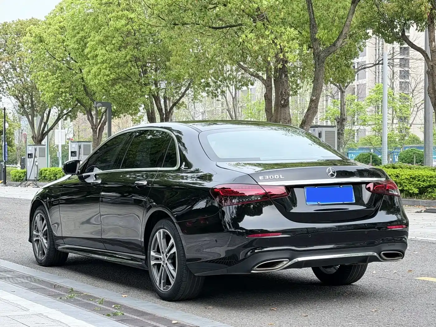  E CLASS