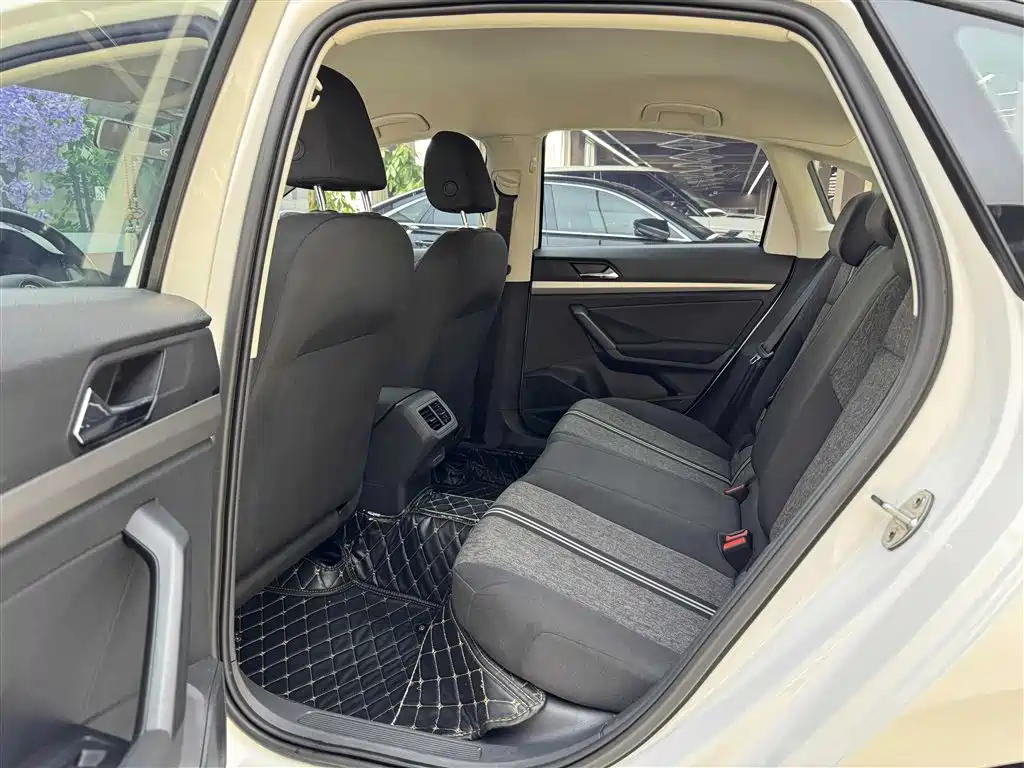 Volkswagen Lavida 2019 1.5L Automatic Trend Edition China VI фото 11