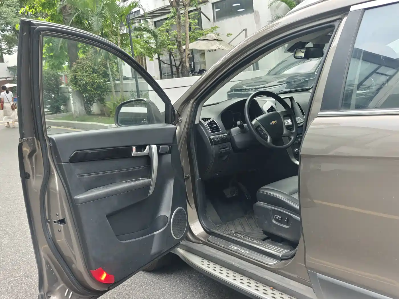 Chevrolet Captiva 2017 2.4L 2WD Luxury Edition 7-Seater фото 25