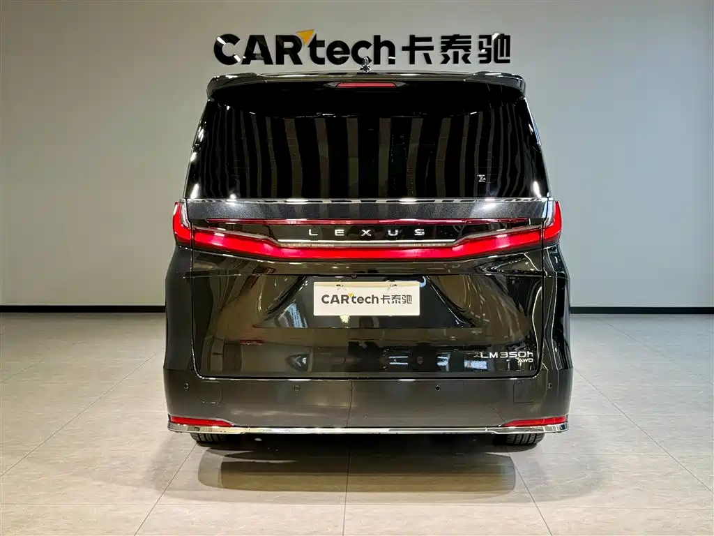 Lexus LM 2023 350h 7-Seater Elegance Edition фото 5