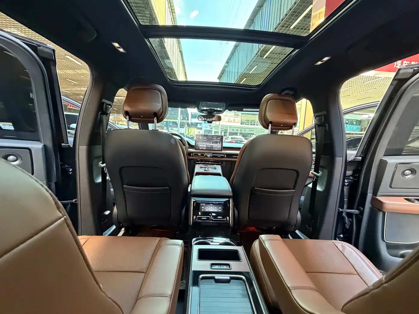 Lincoln Aviator, миниатюра 24