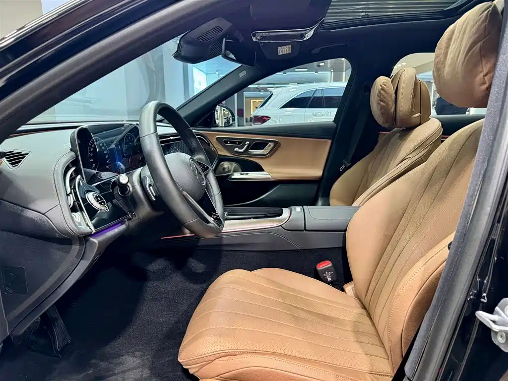 Mercedes-Benz E-Class 2024 Model E 300 L Luxury фото 18