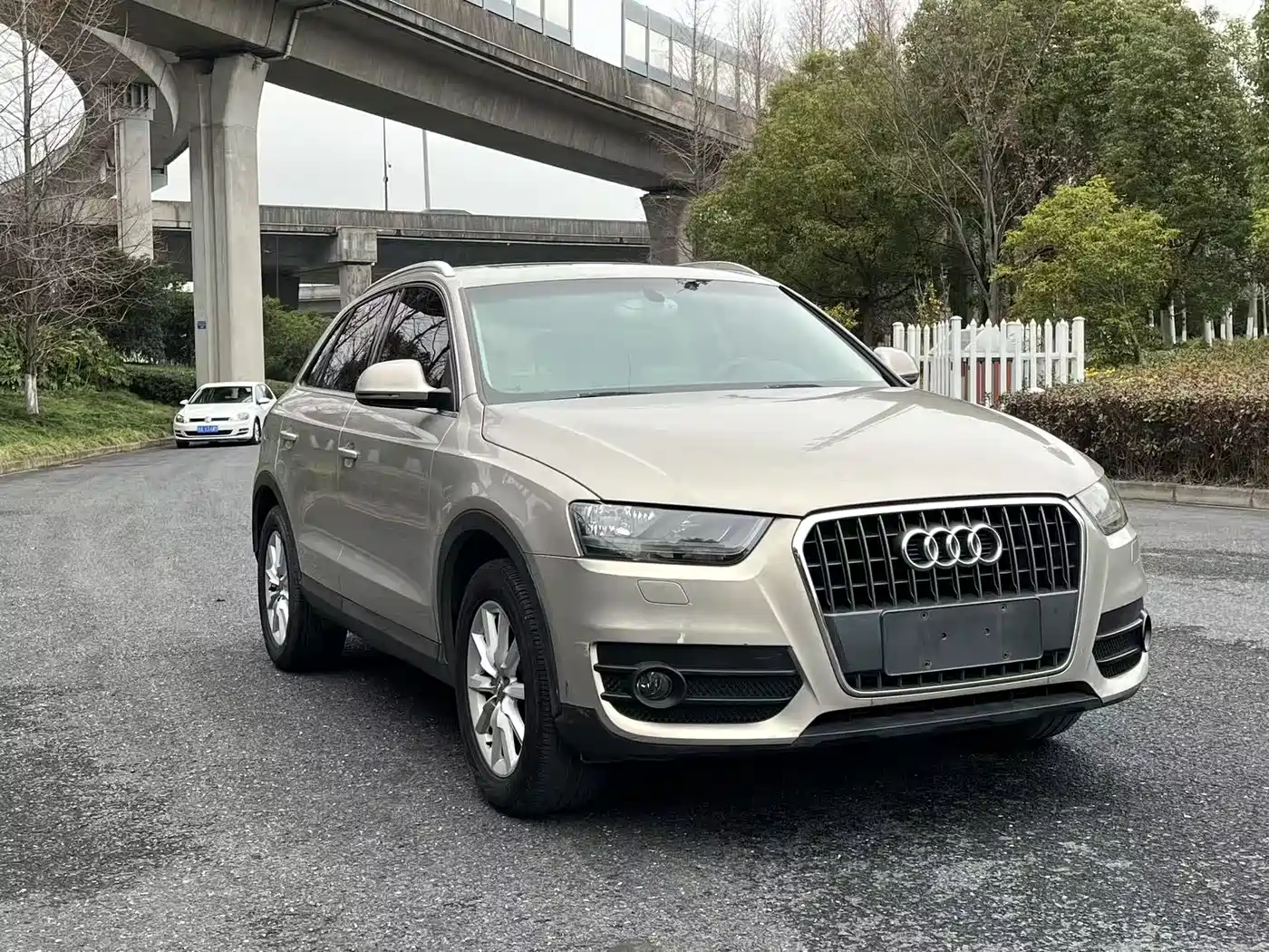 Audi Q3 2013 35 TFSI Comfort фото 4