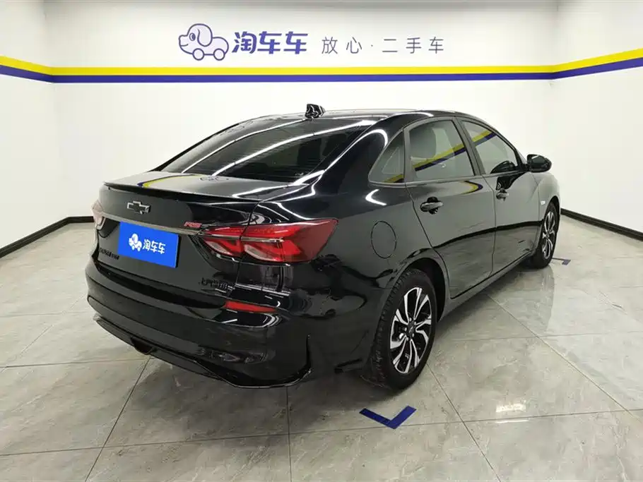 Chevrolet Monza 2019 RS 330T Auto Smooth Edition China VI фото 3