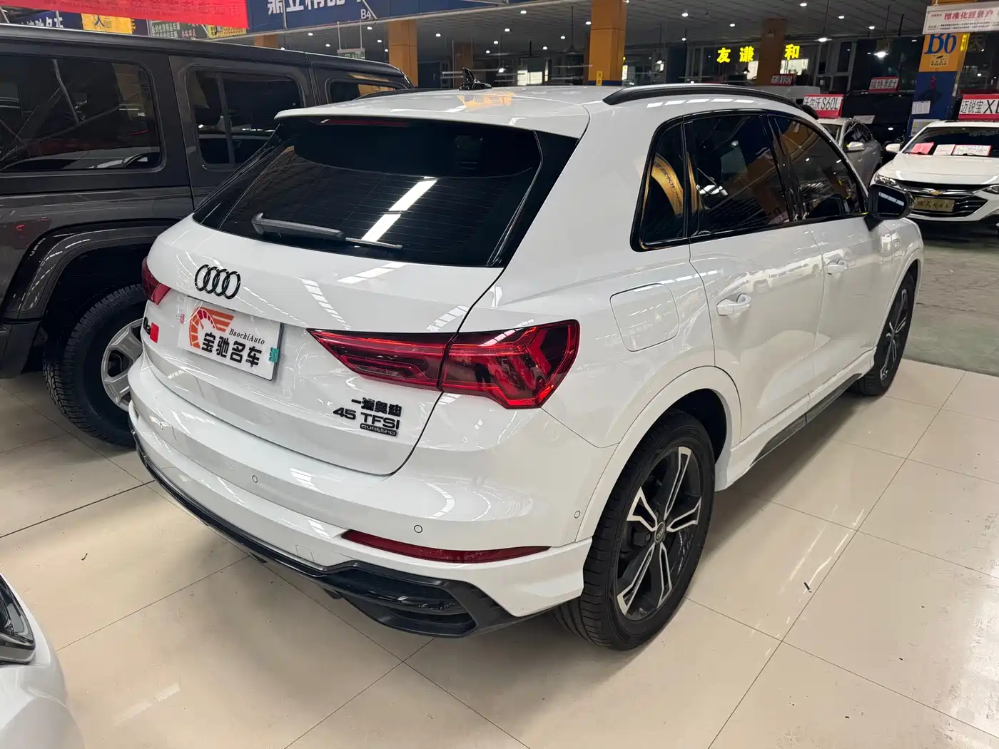 Фото 15 - Audi Q3