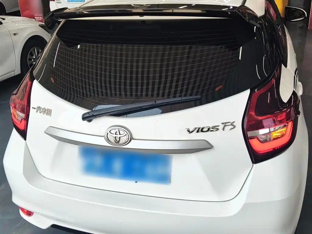 Toyota Vios FS 2021 1.5L CVT Fengchi Edition фото 6