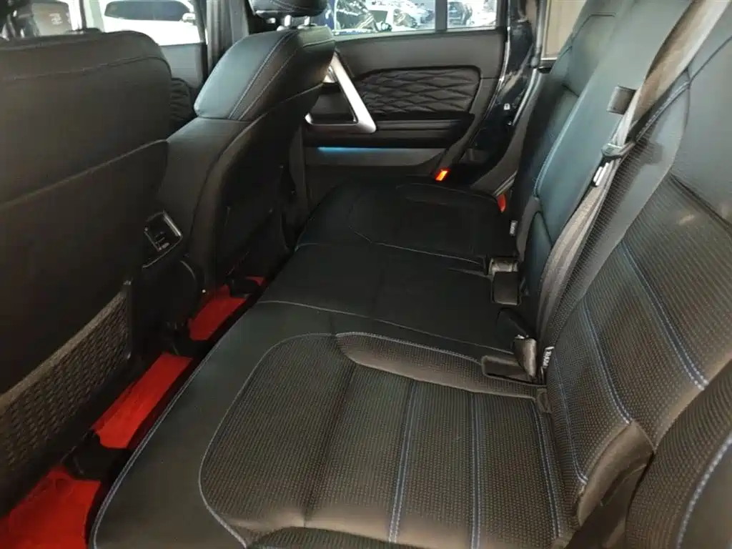 BAIC ORV Beijing Offroad BJ40 2023 2.0T Auto 4WD Urban Hunter Knight Edition фото 17