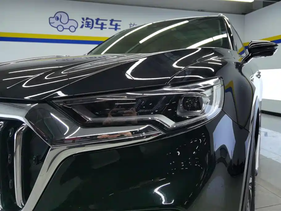 Hongqi HS5 2022 Facelift 2.0T Smart Flag Enjoyment Edition фото 5