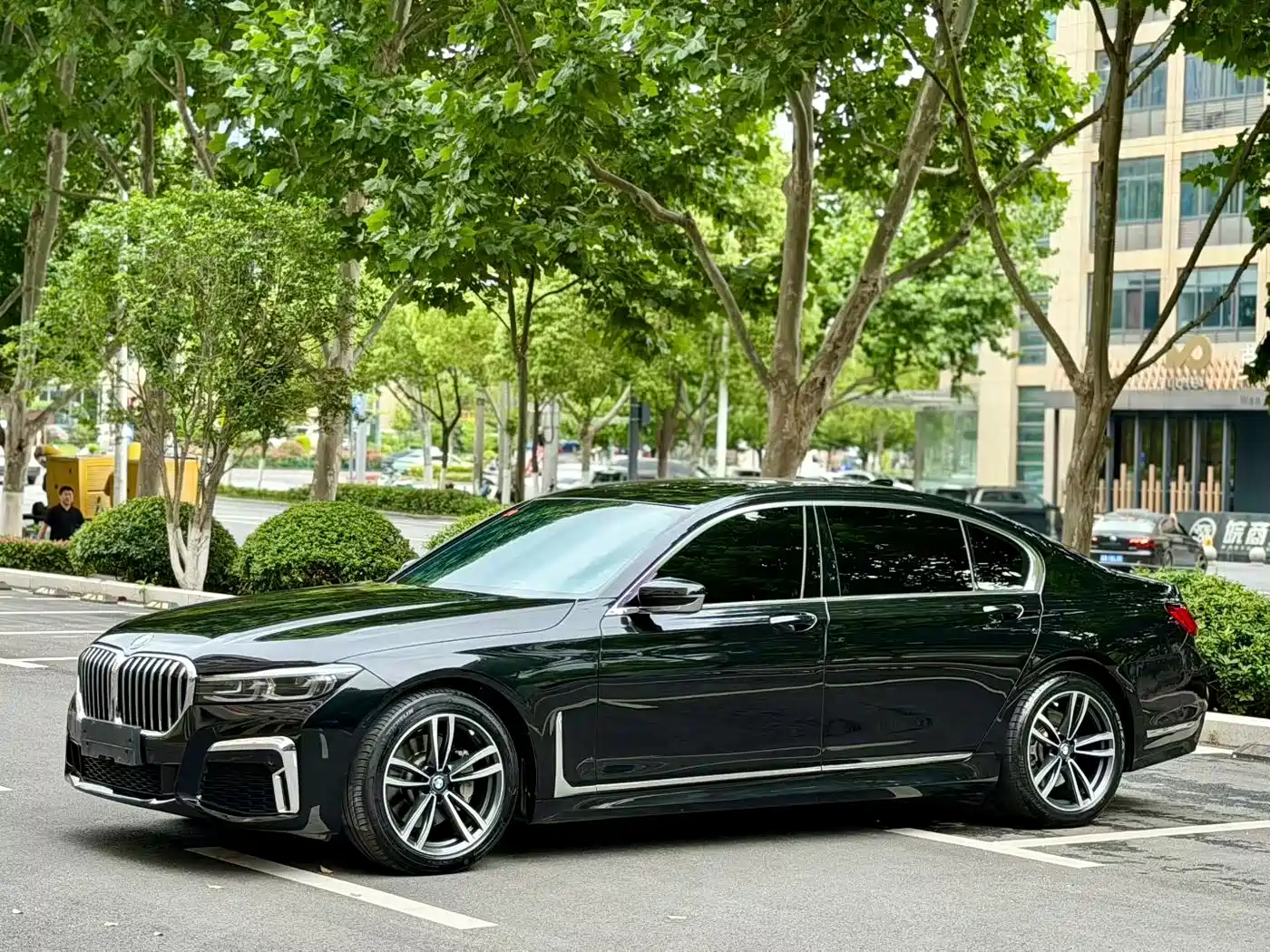 BMW 7 Series 2019 730Li M Sport Package