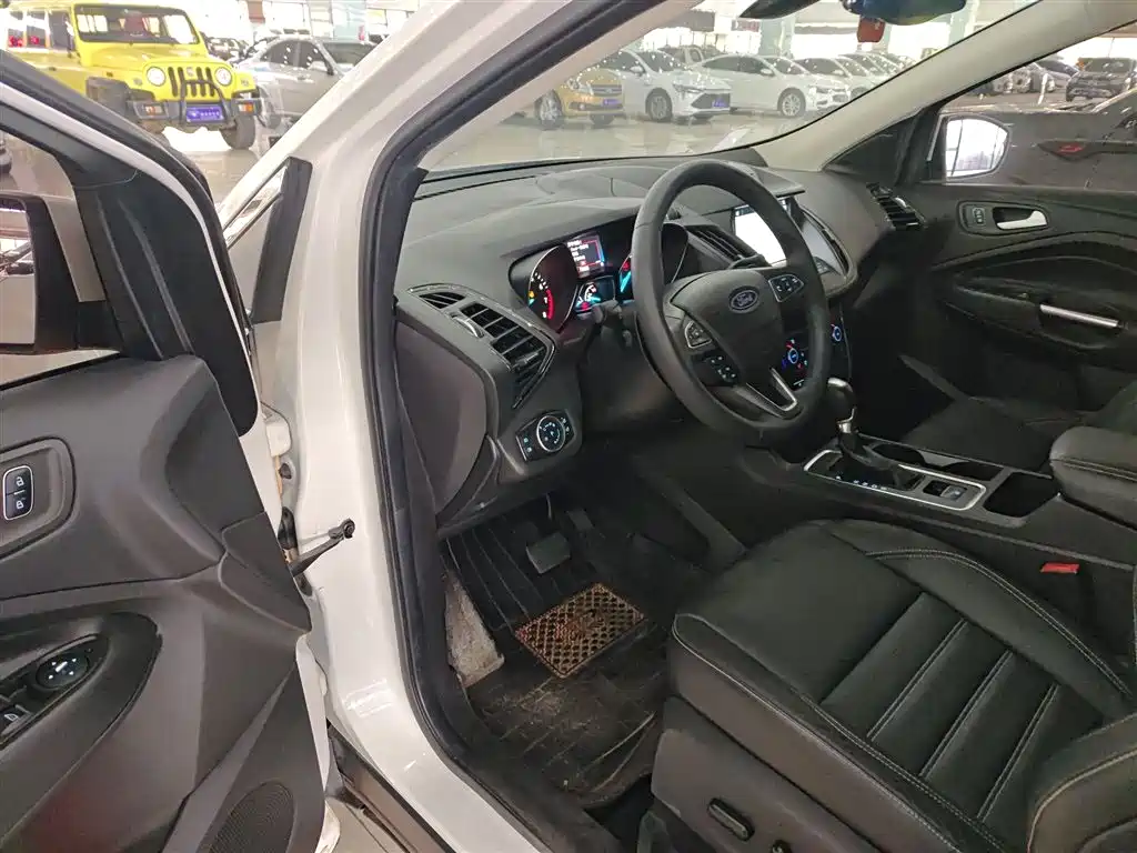 Ford Kuga 2017 2017 EcoBoost 180 2WD Luxury Wing