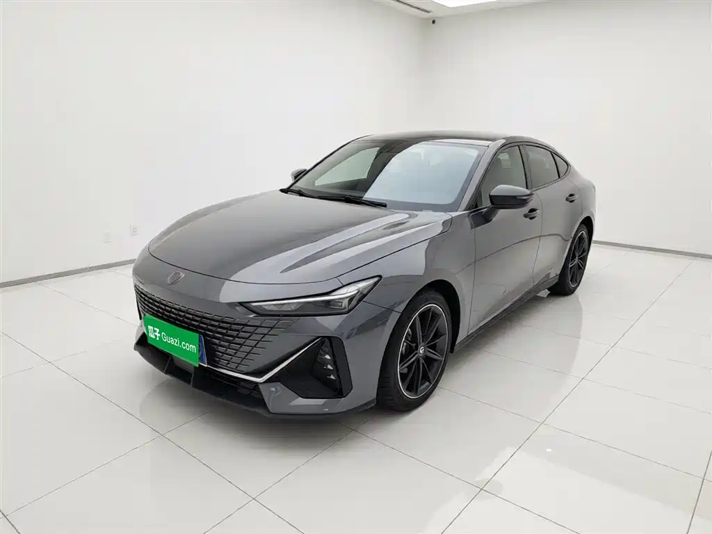 Changan UNI-V 2022 1.5T Premium Model