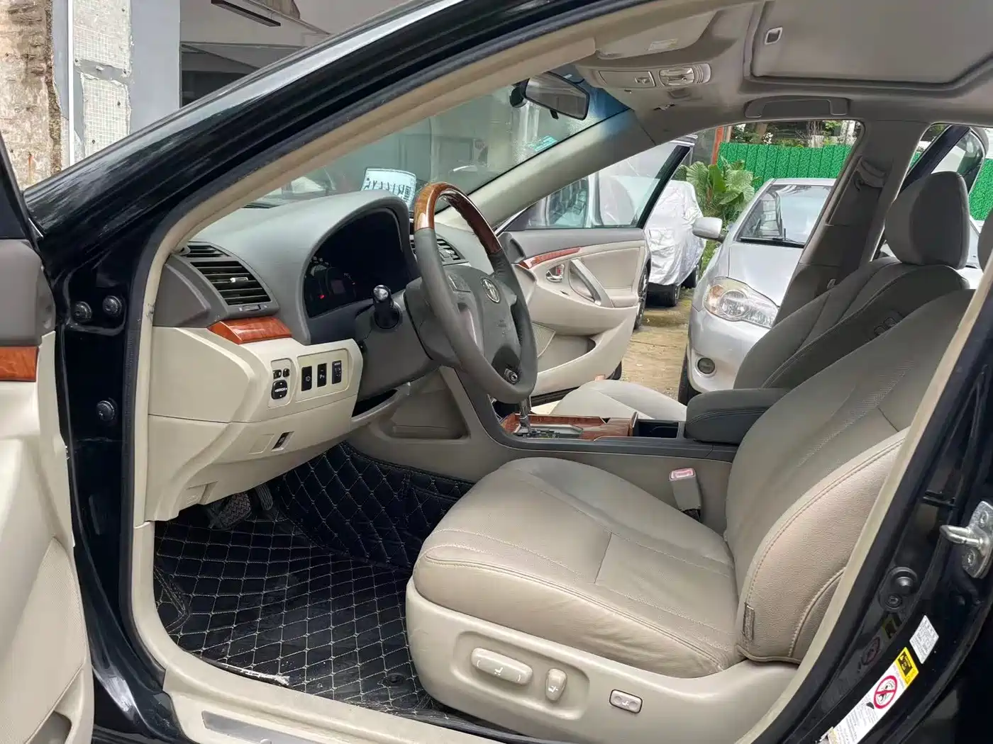 Toyota Camry 2008 2007 240V Premium Edition