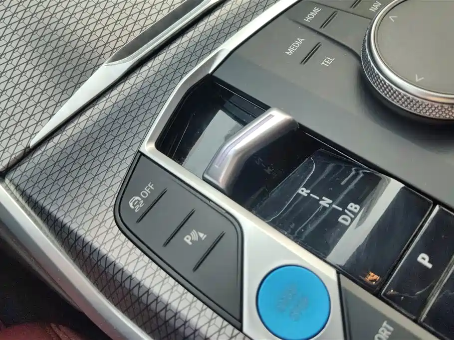 BMW i3 2022 eDrive 35 L фото 16