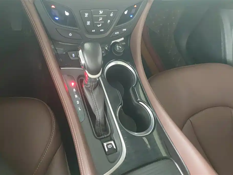 Buick Envision Plus 2020 28T AWD Elite фото 16