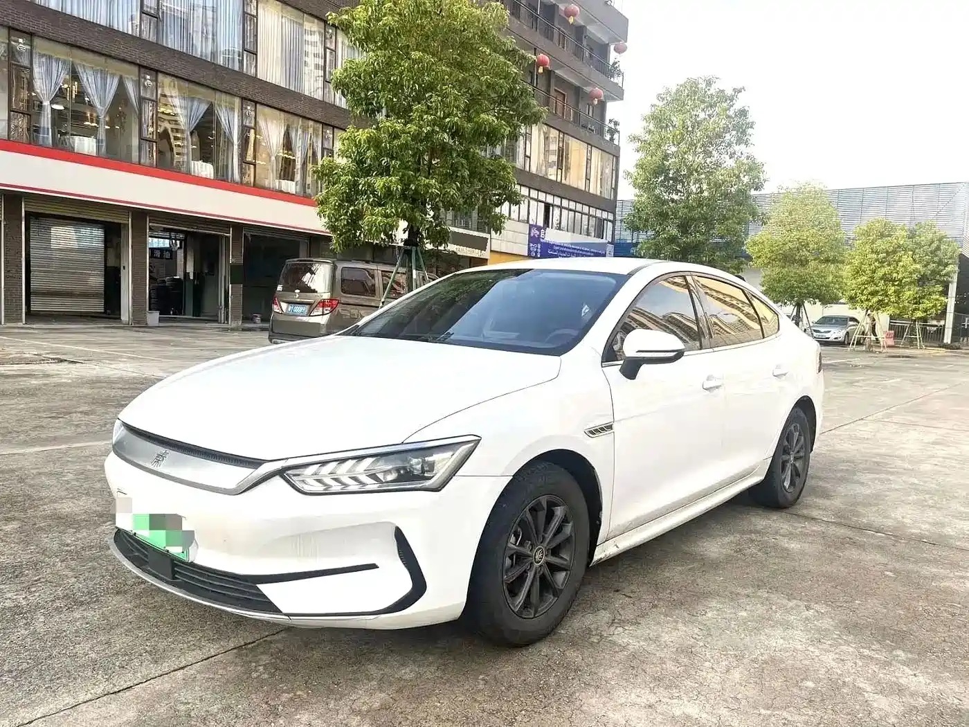Фото 1 - BYD Qin PLUS
