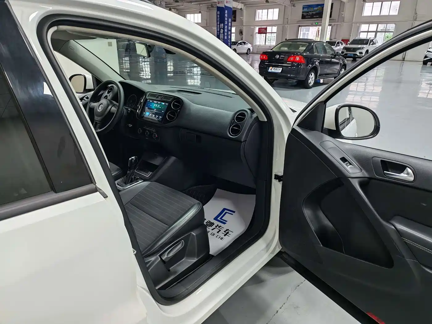 Volkswagen Tiguan 2019 2017 300TSI Automatic 2WD Silk Road Fashion Edition