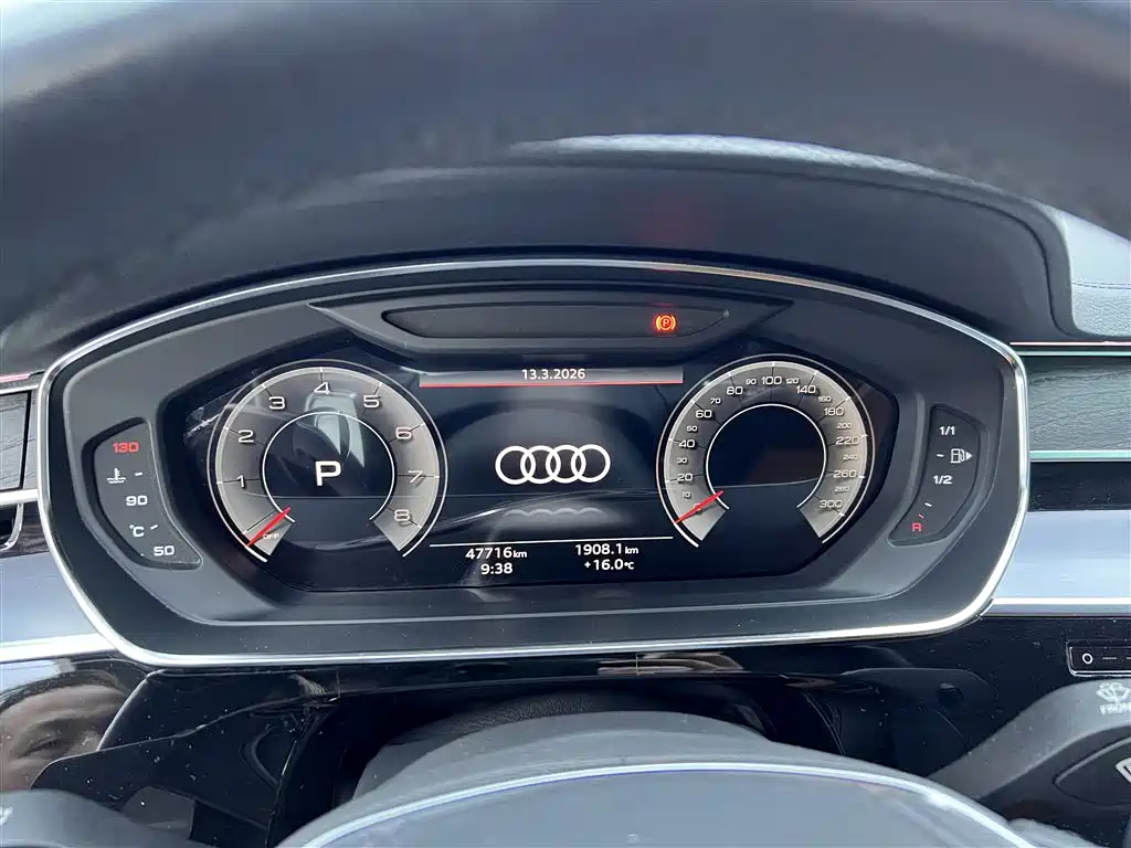 Audi A8 2024 Model A8L 50 TFSI quattro Premium Selection фото 16