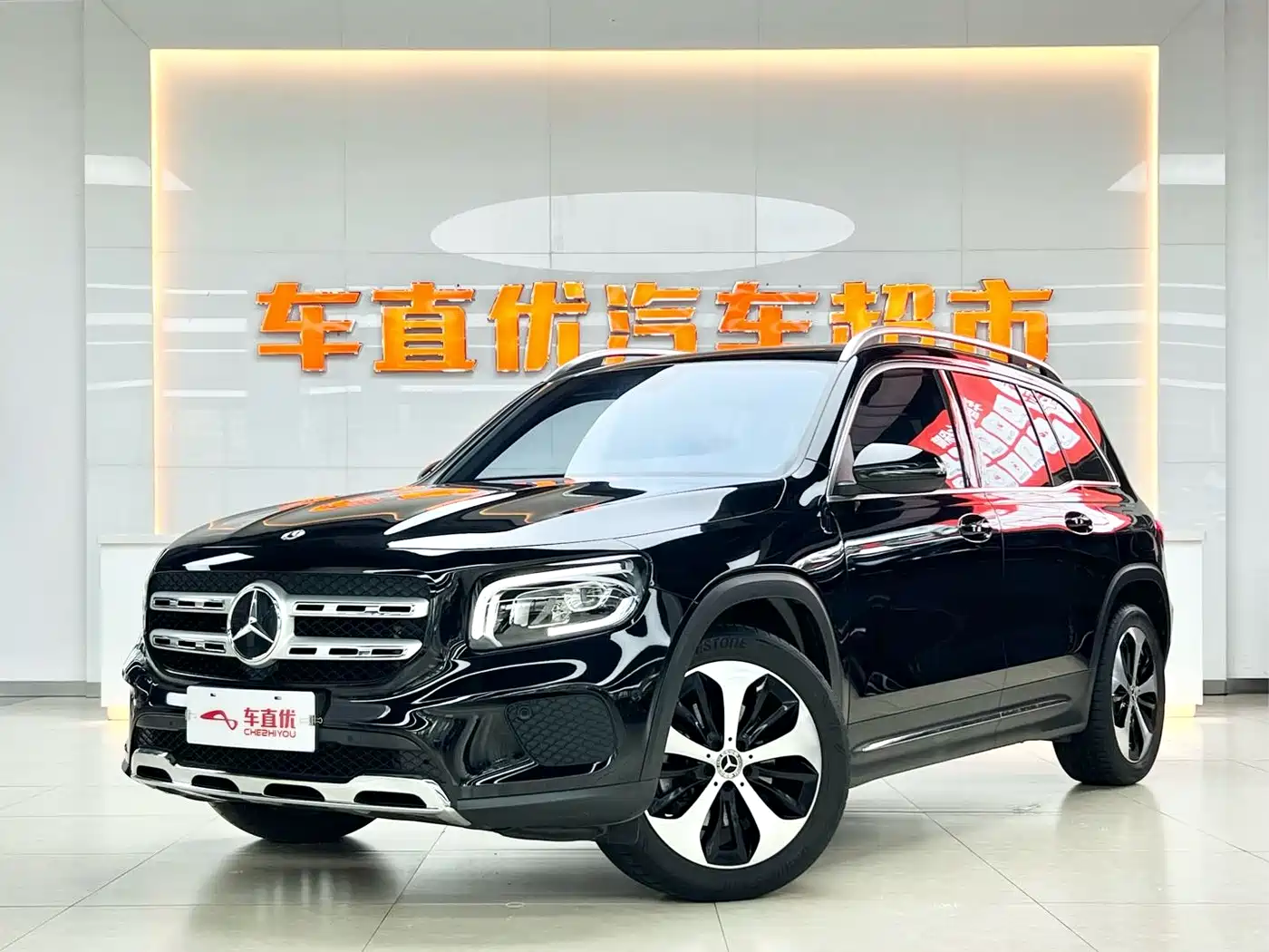 MERCEDES-BENZ GLB