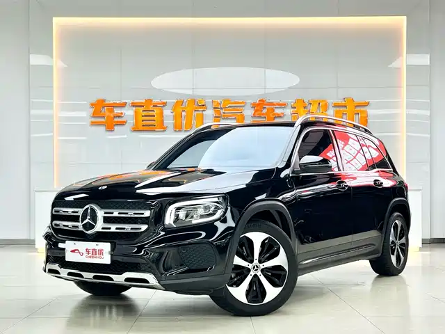 MERCEDES-BENZ GLB