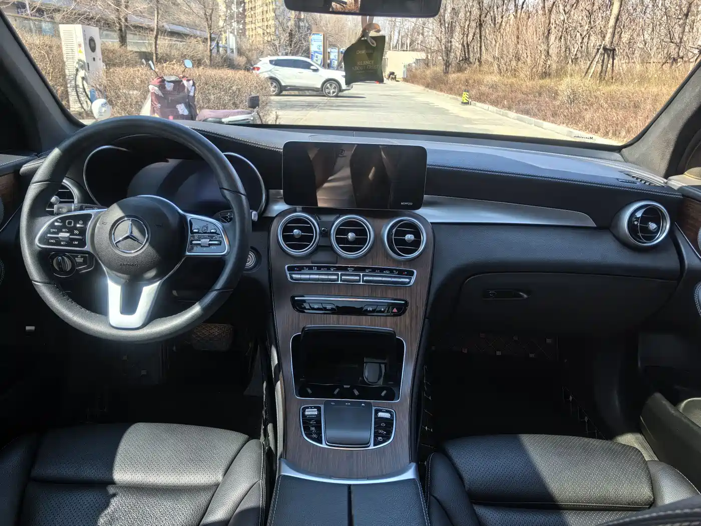 Mercedes-Benz GLC 2021 GLC 300 L 4MATIC Sporty фото 8
