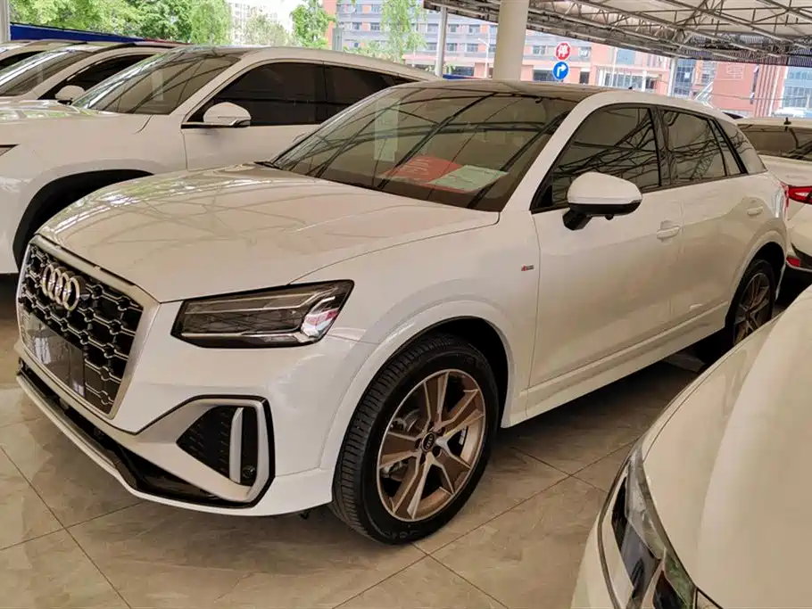 Audi Q2L 2024 35TFSI Progressive Sport