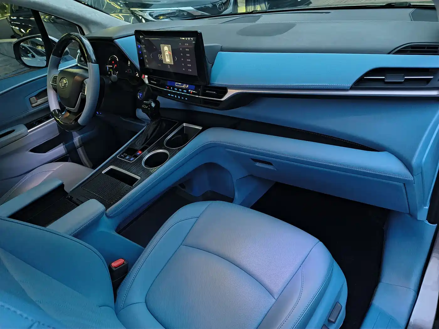 Toyota Sienna 2021 2.5L Hybrid Comfort Edition фото 21