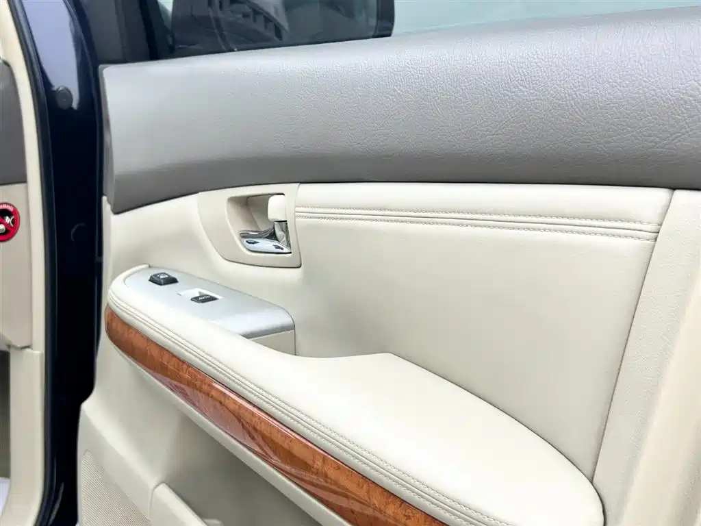 Lexus RX Classic 2006 350 фото 13