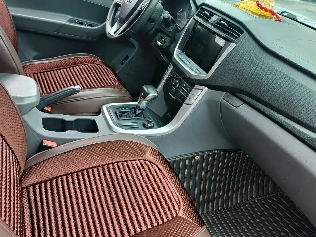 SAIC MAXUS CHASE T60