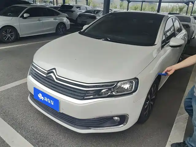 CITROEN C6