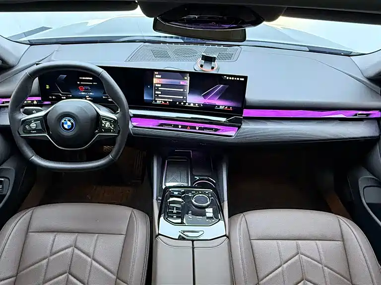 BMW I5