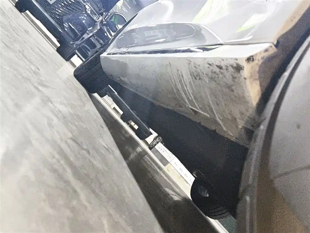 Hongqi H6 2023 2.0T Premium Edition фото 8