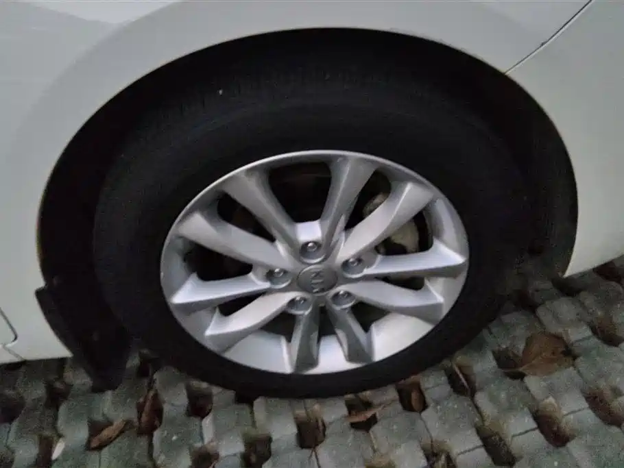 Kia K3 2016 1.6L Automatic GLS фото 6