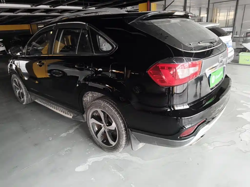 BYD S7 2015 2015 2.0T Automatic Premium