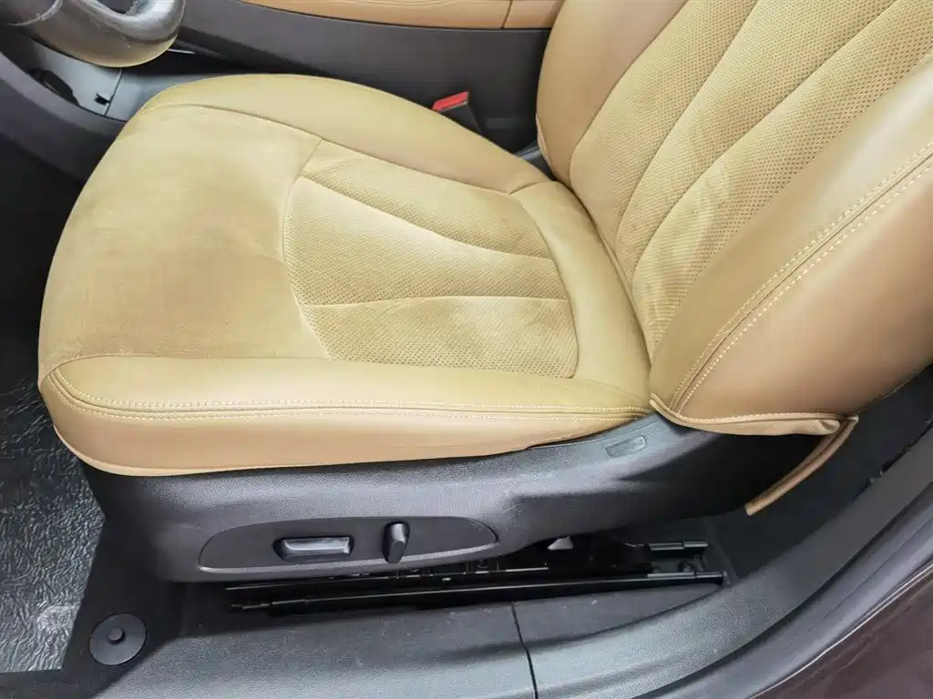 Buick LaCrosse 2018 Model 28T Elite Edition фото 20