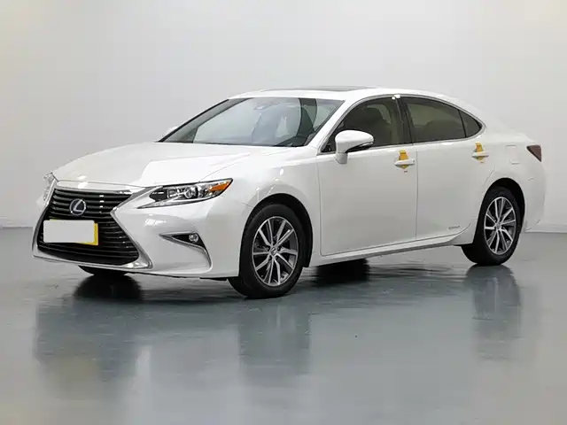 Lexus ES 2015 300h Comfort Edition фото 2