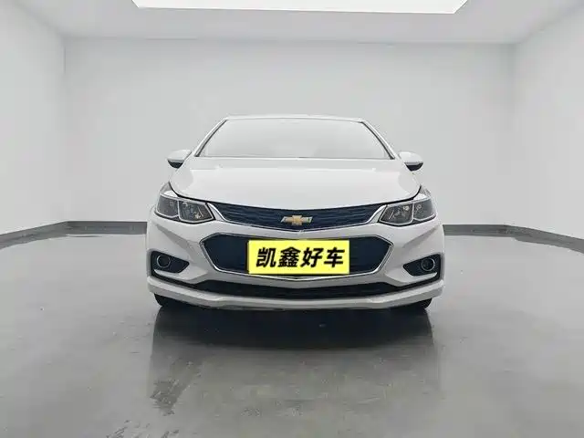 Chevrolet Cruze 2018 2017 1.5L Hatchback Auto Style