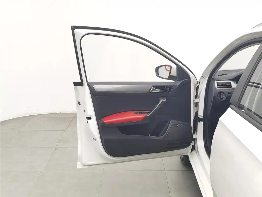 Volkswagen Santana 2017 Gran Santana 1.6L Manual Trendline фото 8