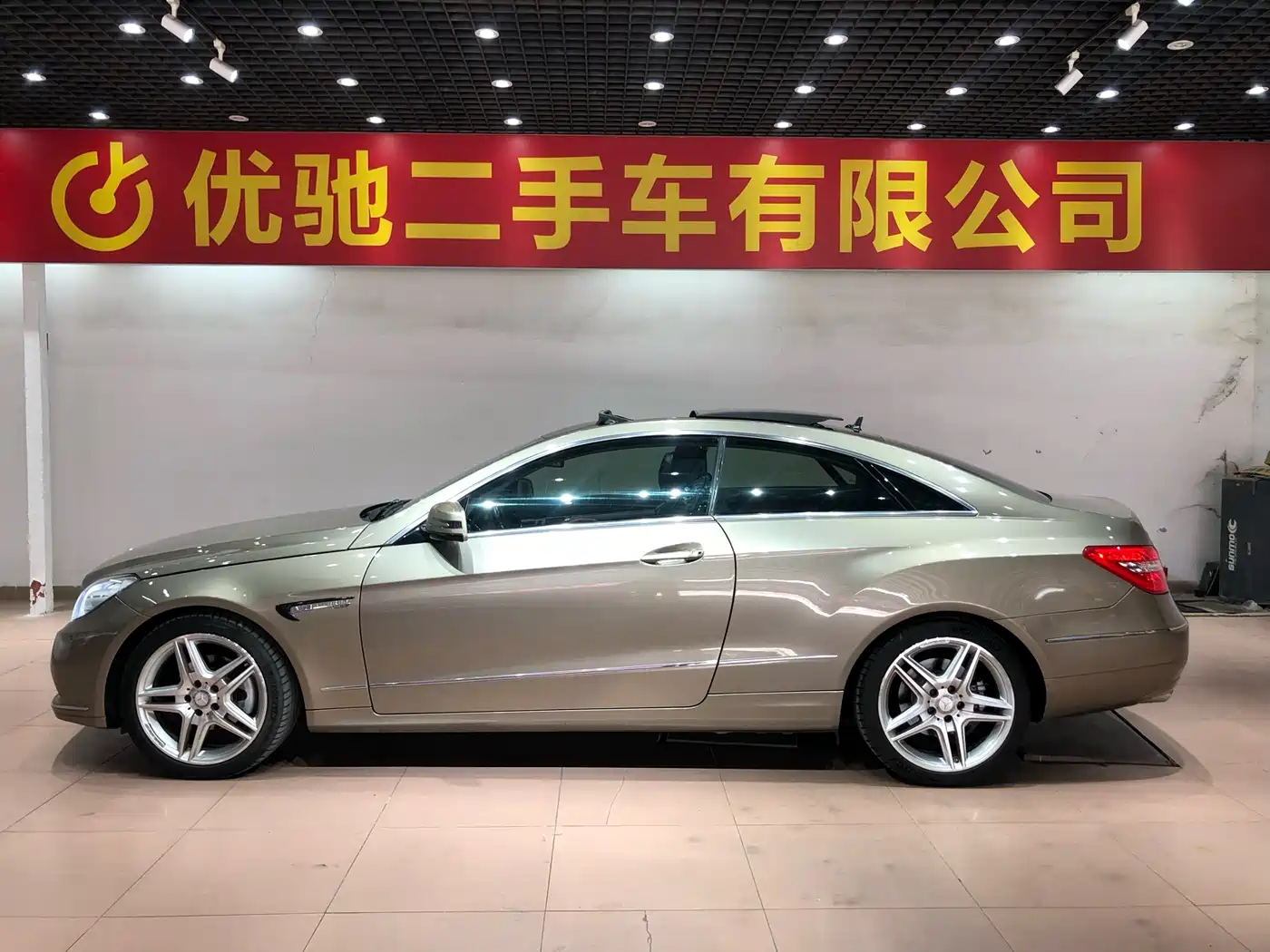 Mercedes-Benz E-Class (Import) 2012 E 260 CGI Coupe фото 30