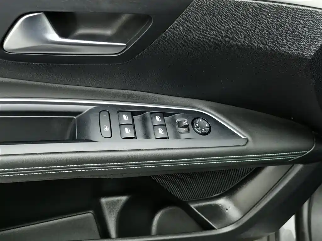 Peugeot 4008 2021 360THP Technology Edition фото 9