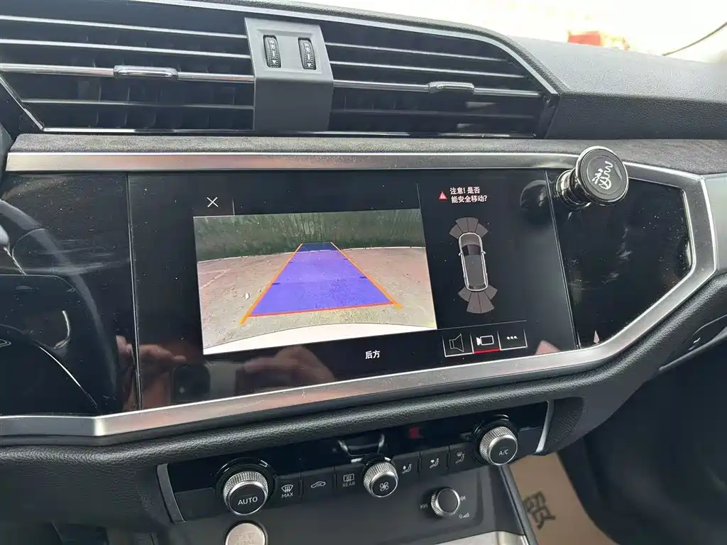 Audi Q3 2019 40 TFSI Fashion Dynamic фото 25